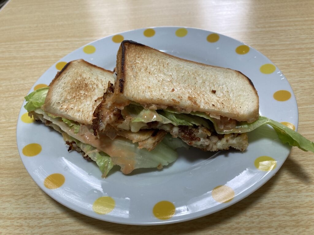 パンでレタスバーガー画像