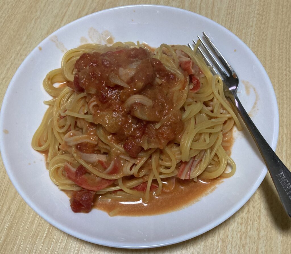 かにのトマトクリームパスタ画像